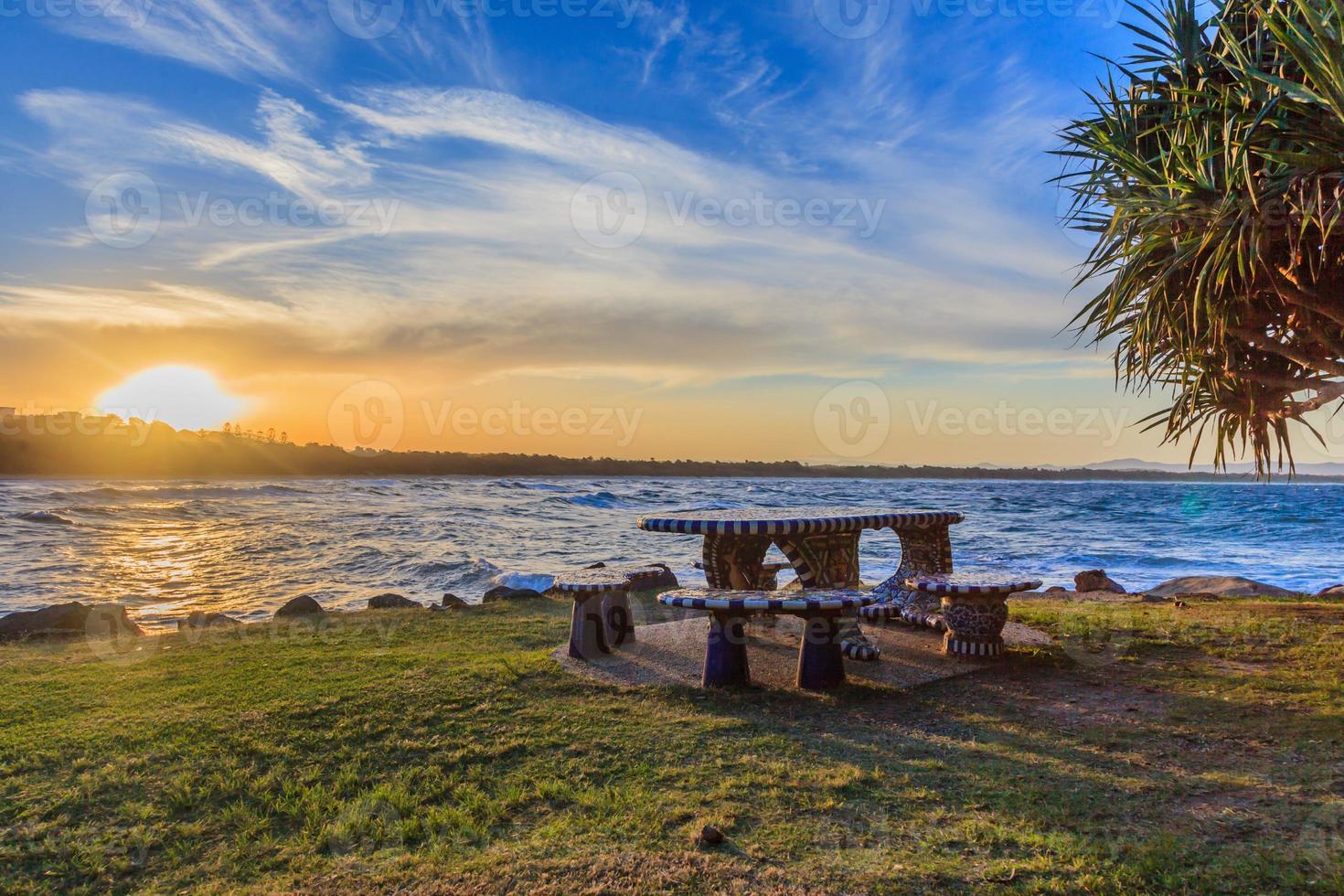 Sonnenuntergang am Meer at Golden coast in Australia photo