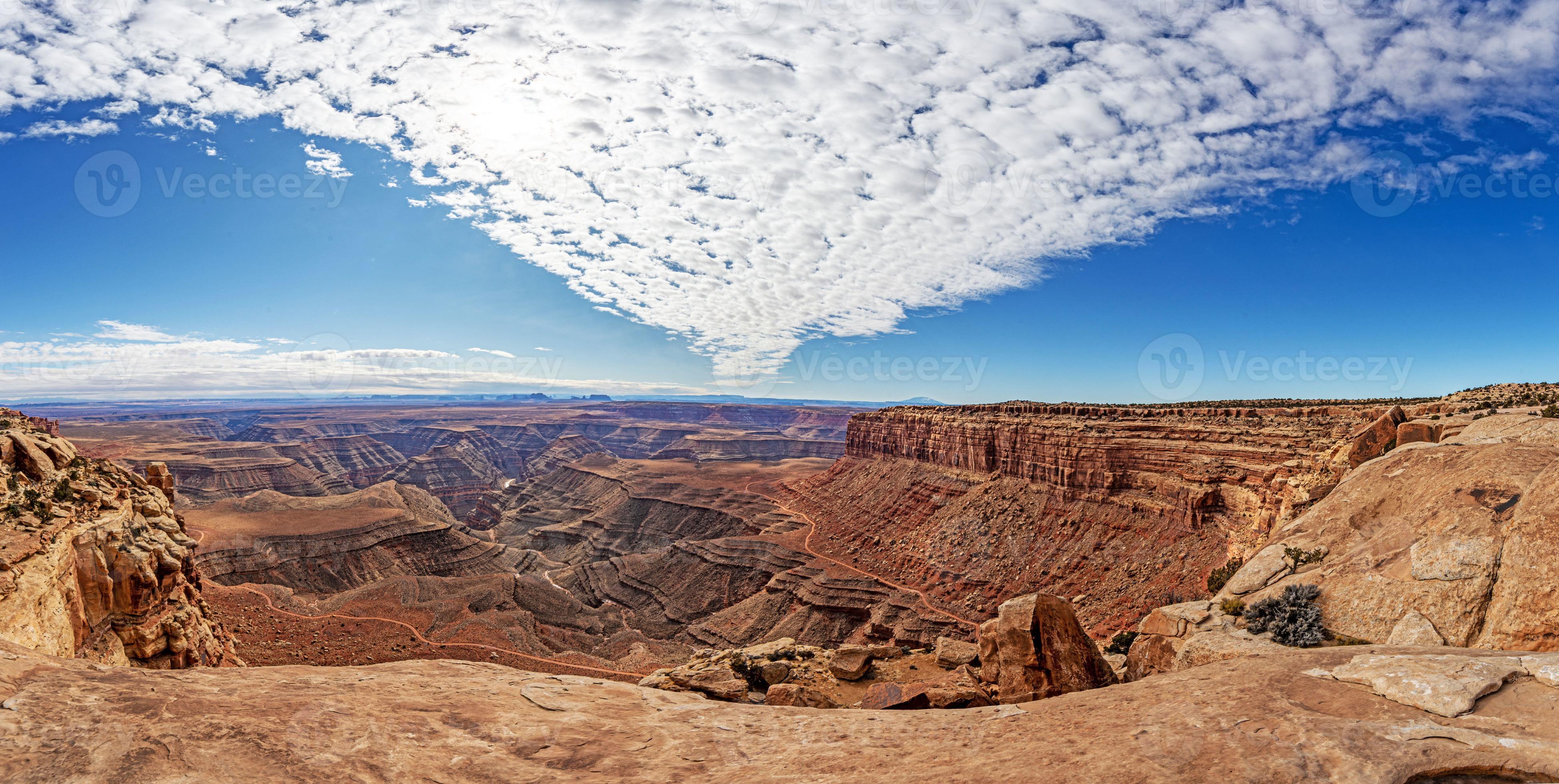 View over San Juan river canyon in Utah from Muley Point near Monument