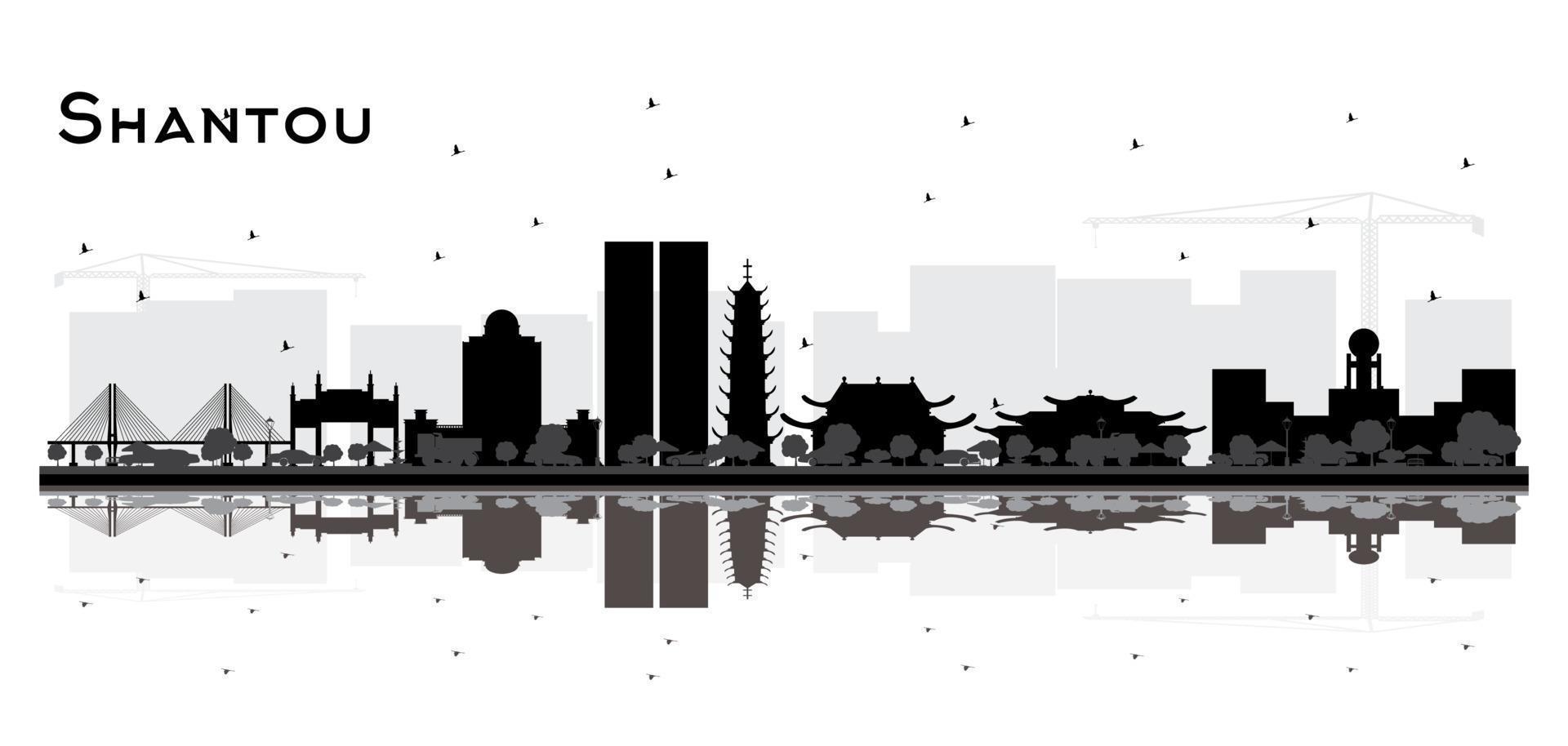 silueta del horizonte de la ciudad de shantou china con edificios negros y reflejos aislados en blanco. vector