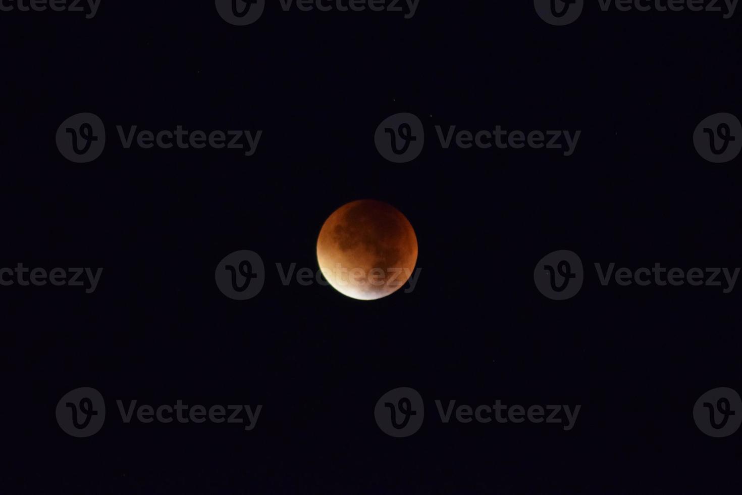 Total lunar eclipse photo