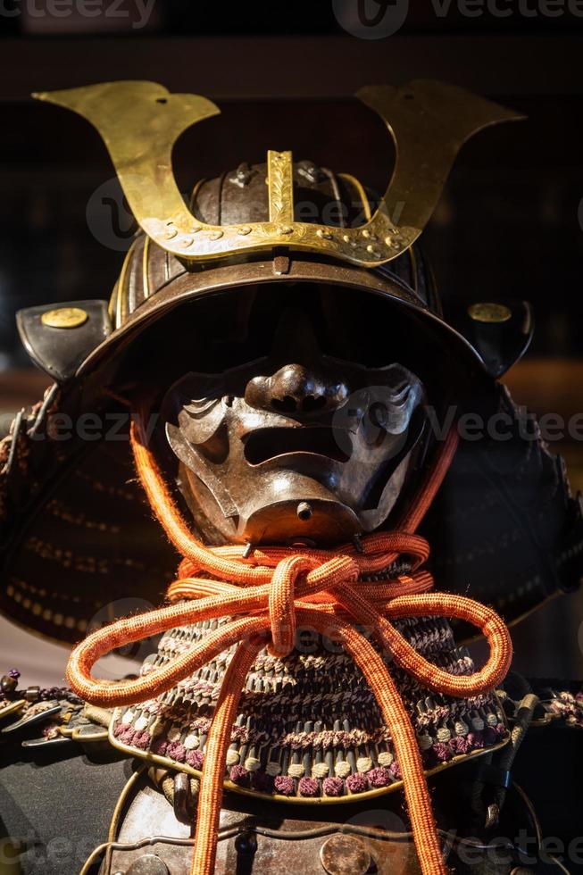 Armadura tradicional samurái japonesa: protección antigua para luchadores en Japón. foto