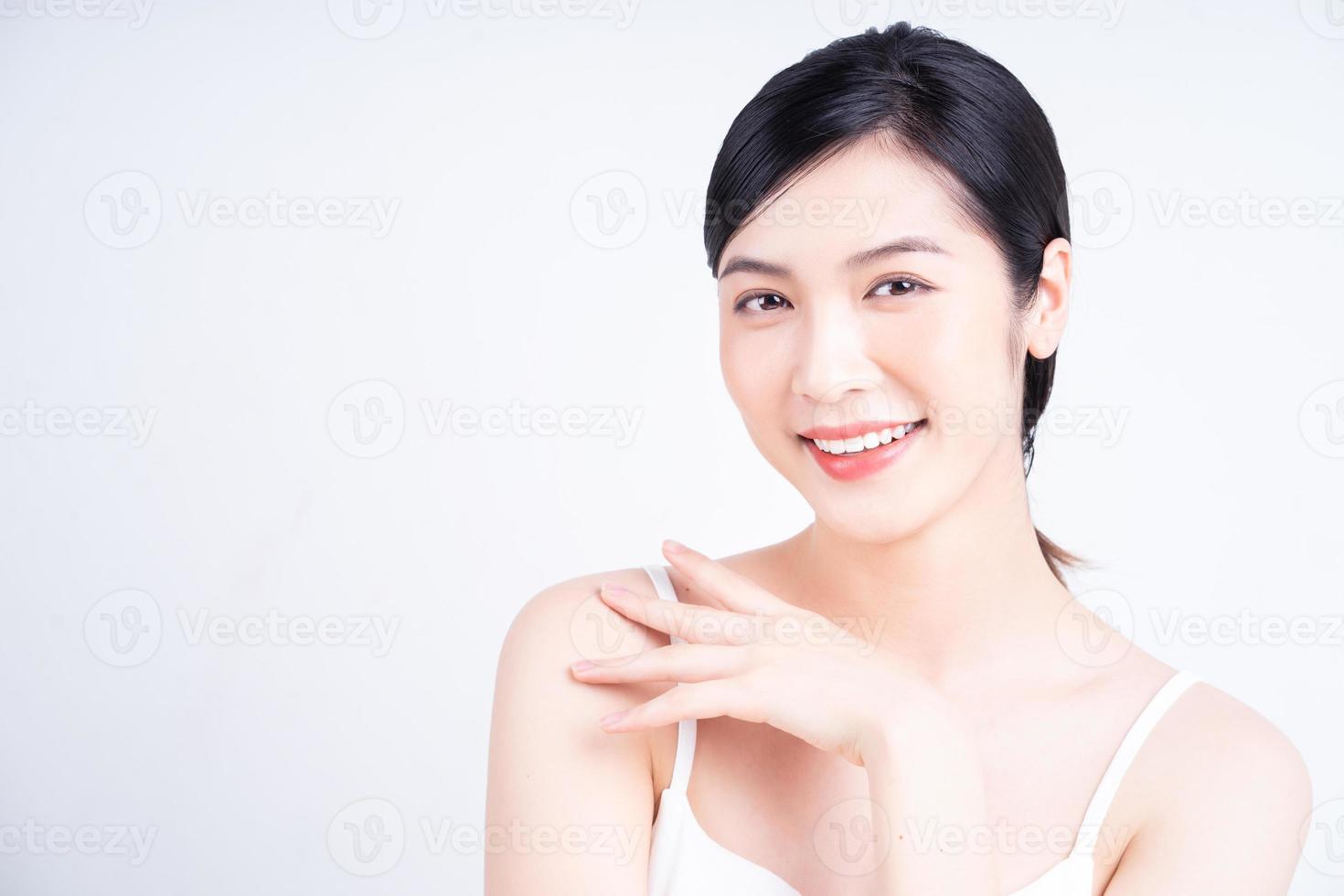 Beauty image of young Asian woman with beautiful skin photo