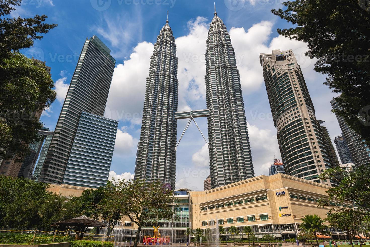 twins tower at kuala lumpur photo