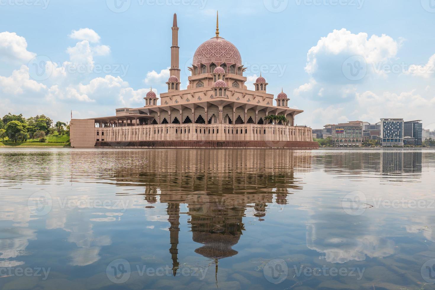 Masjid Putra at Dataran Putra in Putrajaya city, malaysia photo