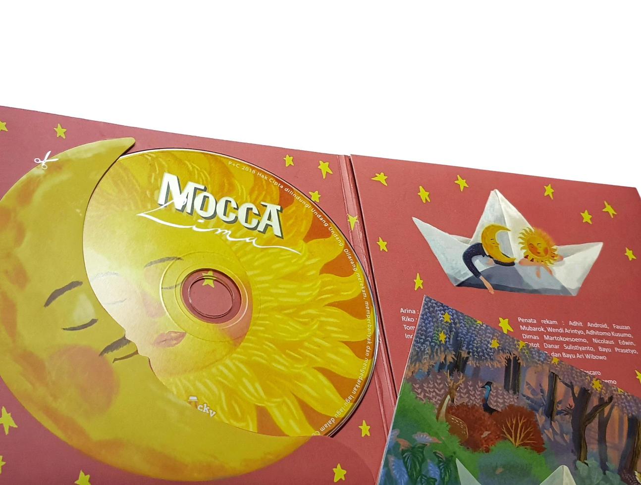 jakarta en junio de 2022. foto blanca aislada del quinto álbum de la banda mocca