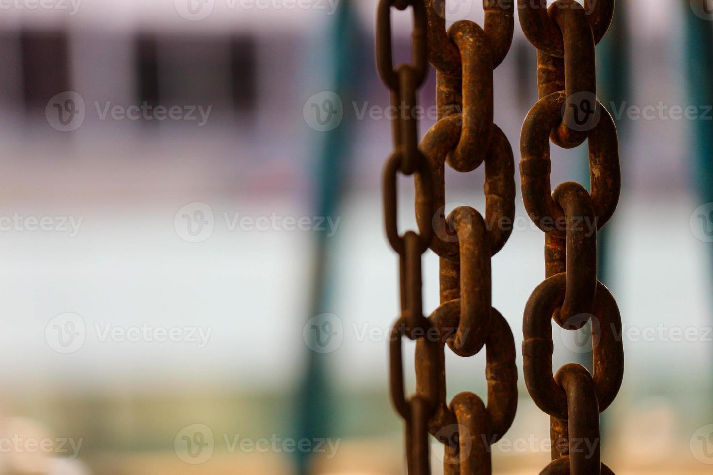 Steel chains that are rusty photo