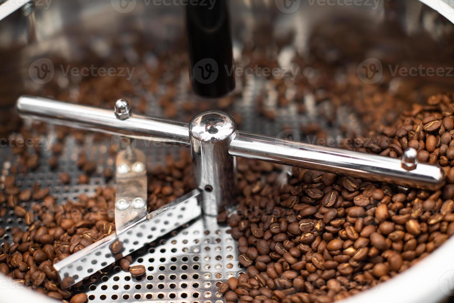 machine for roasting coffee beans photo