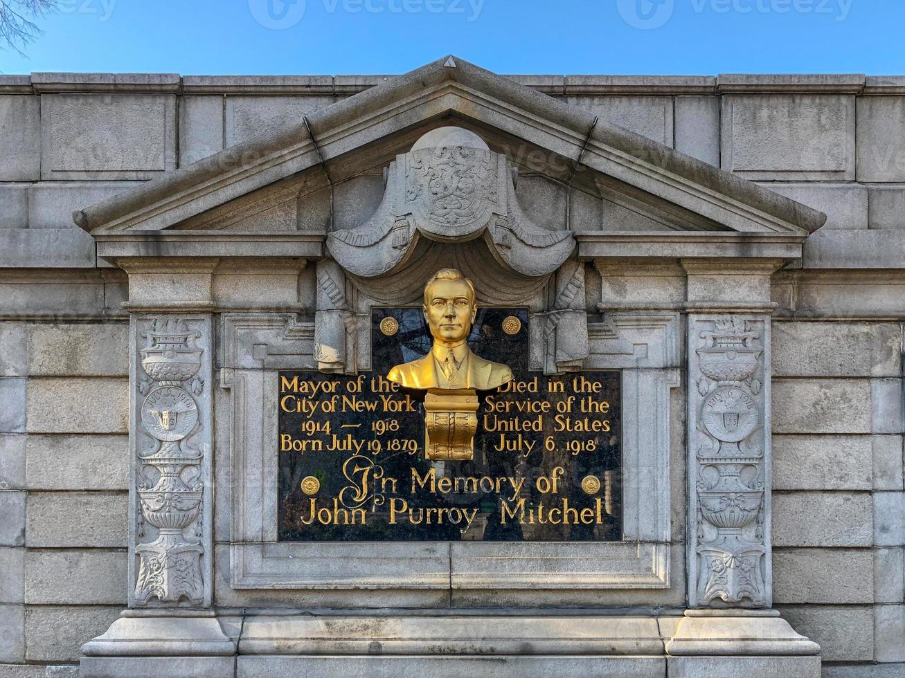 monumento al alcalde john purroy mitchel en central park, nueva york foto