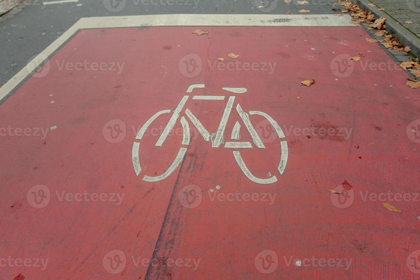 a stop mark on a bicycle path photo