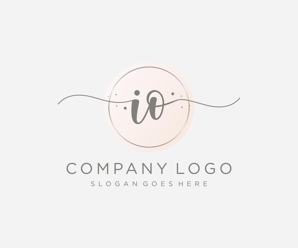 Initial IO feminine logo. Usable for Nature, Salon, Spa, Cosmetic and Beauty Logos. Flat Vector Logo Design Template Element.
