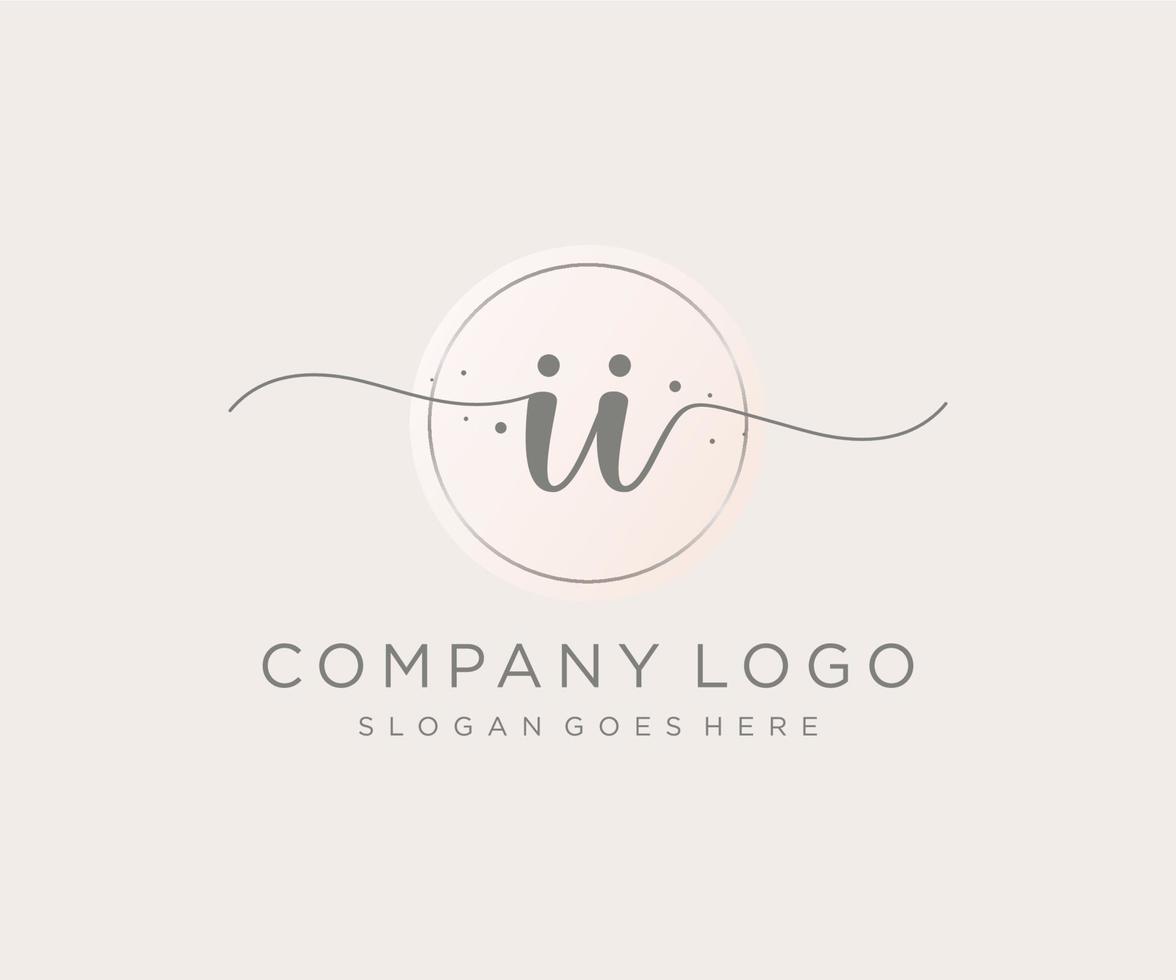 Initial II feminine logo. Usable for Nature, Salon, Spa, Cosmetic and Beauty Logos. Flat Vector Logo Design Template Element.