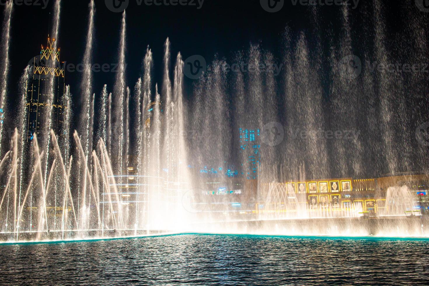 Dubai Dancing Fountain the wonderful evening show photo