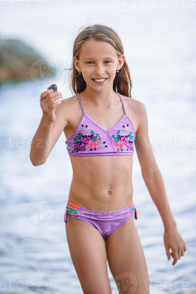 Cute little girl at beach during summer vacation 18108421 Stock