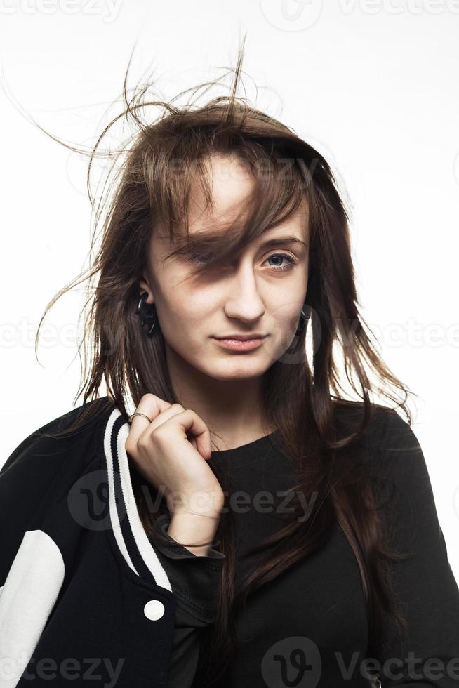 retrato de una joven mujer emocional foto