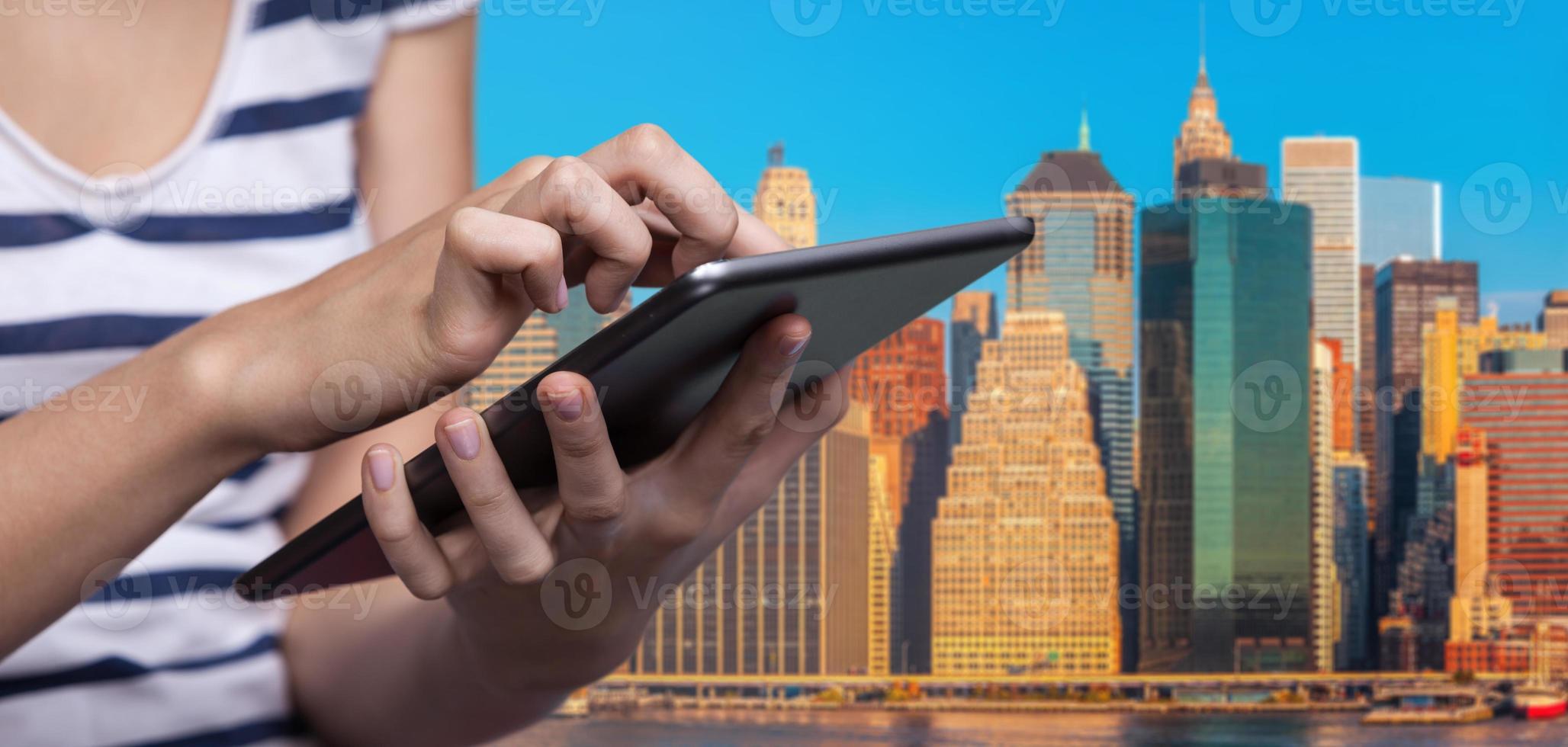 Hotel reservation via Internet photo