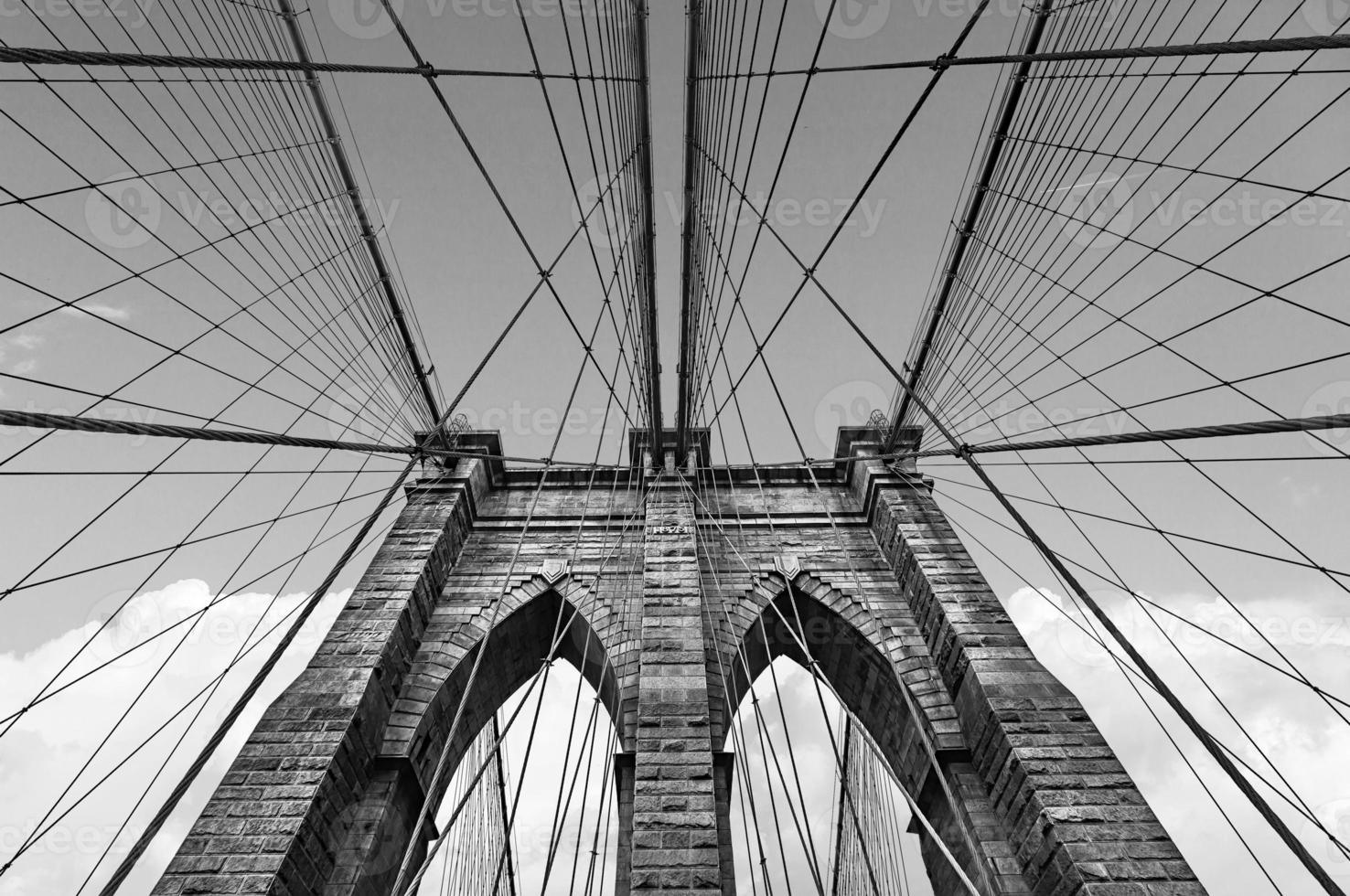 puente de brooklyn en nueva york, estados unidos foto