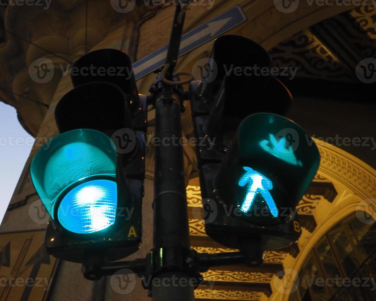 green light traffic signal photo