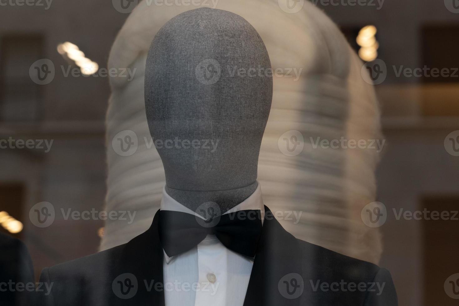 formal dress suit man mannequin photo