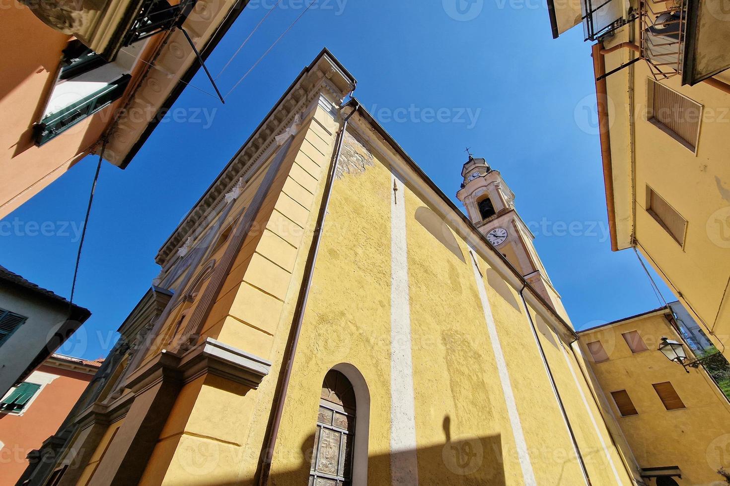 cabella ligure antigua iglesia piamonte foto