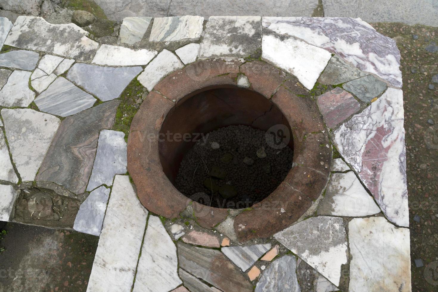 ercolano herculano ruinas antiguas foto