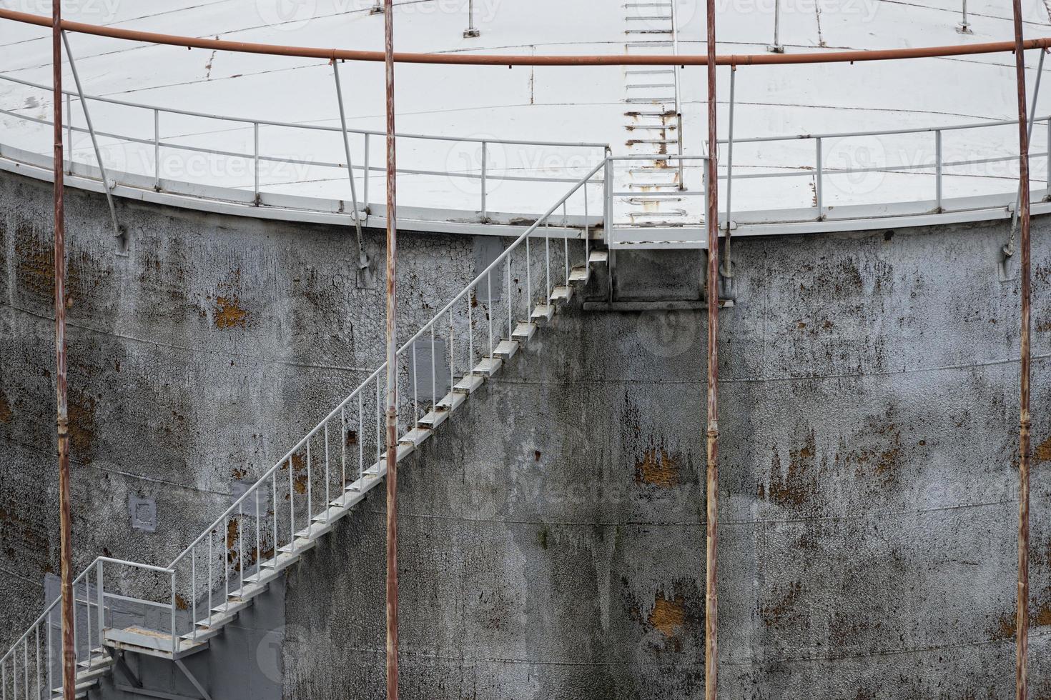 detalle del silo del puerto foto