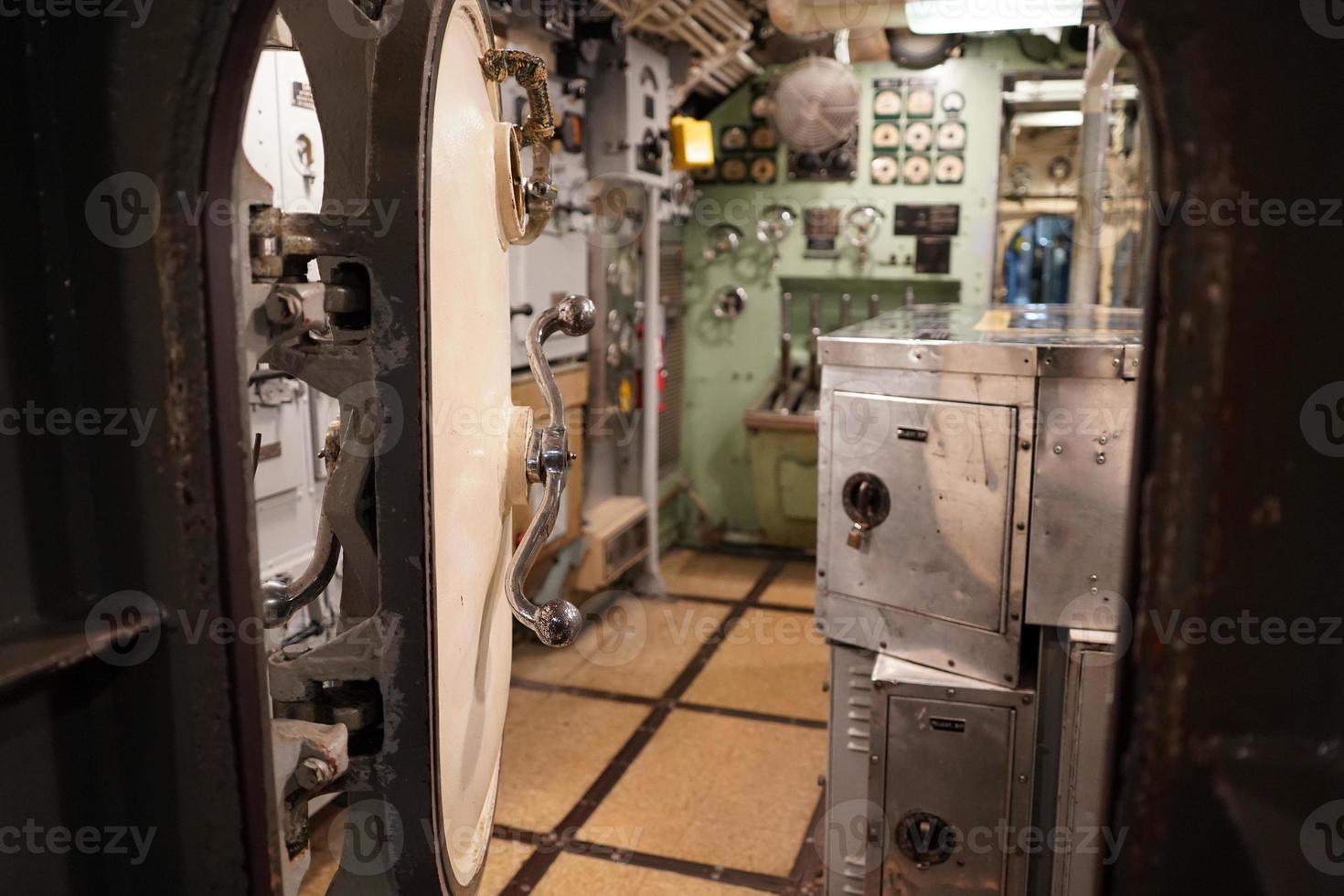 dentro militar guerra submarino buque de guerra foto