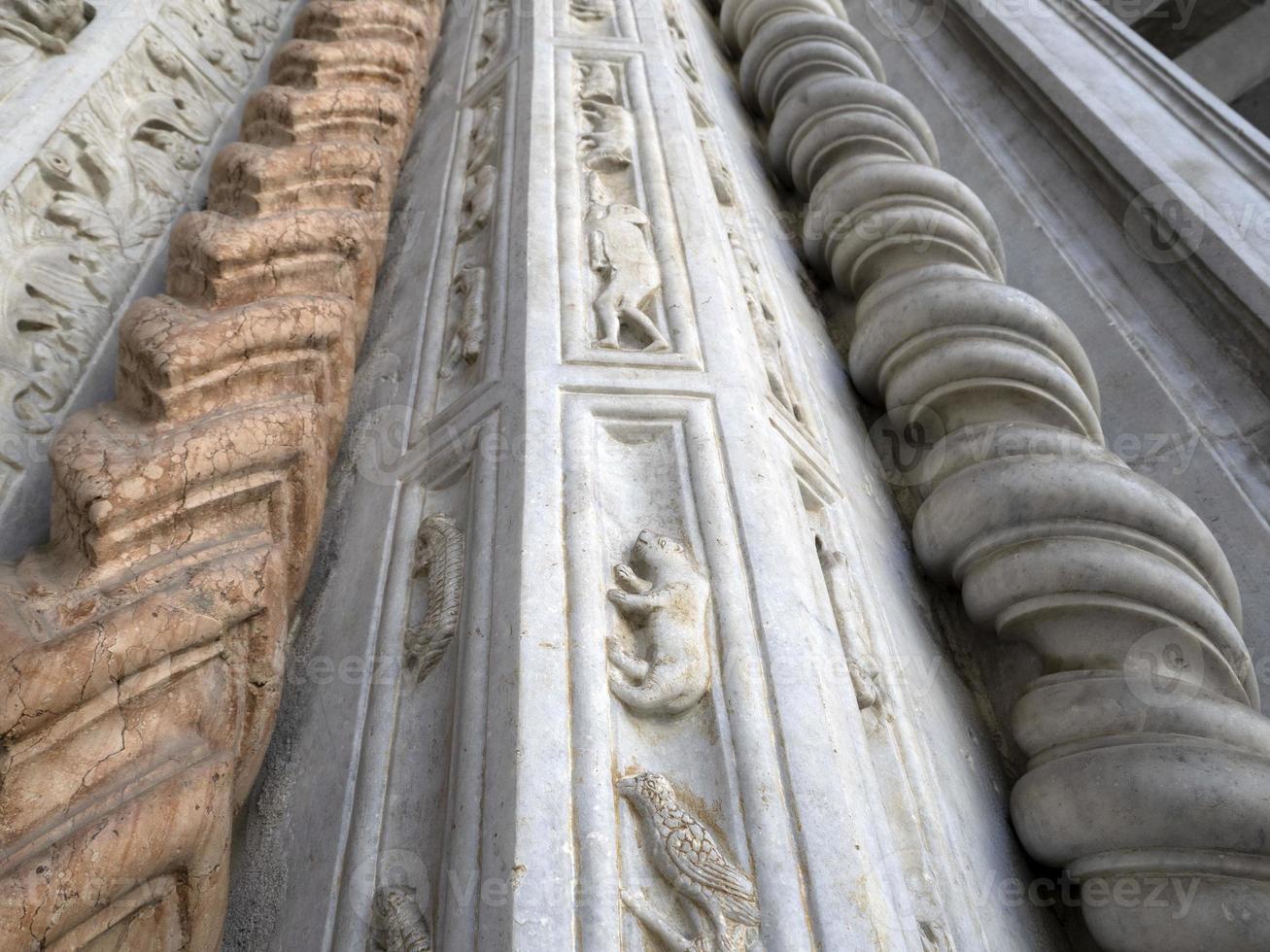 santa maria maggiore church bergamo detail photo