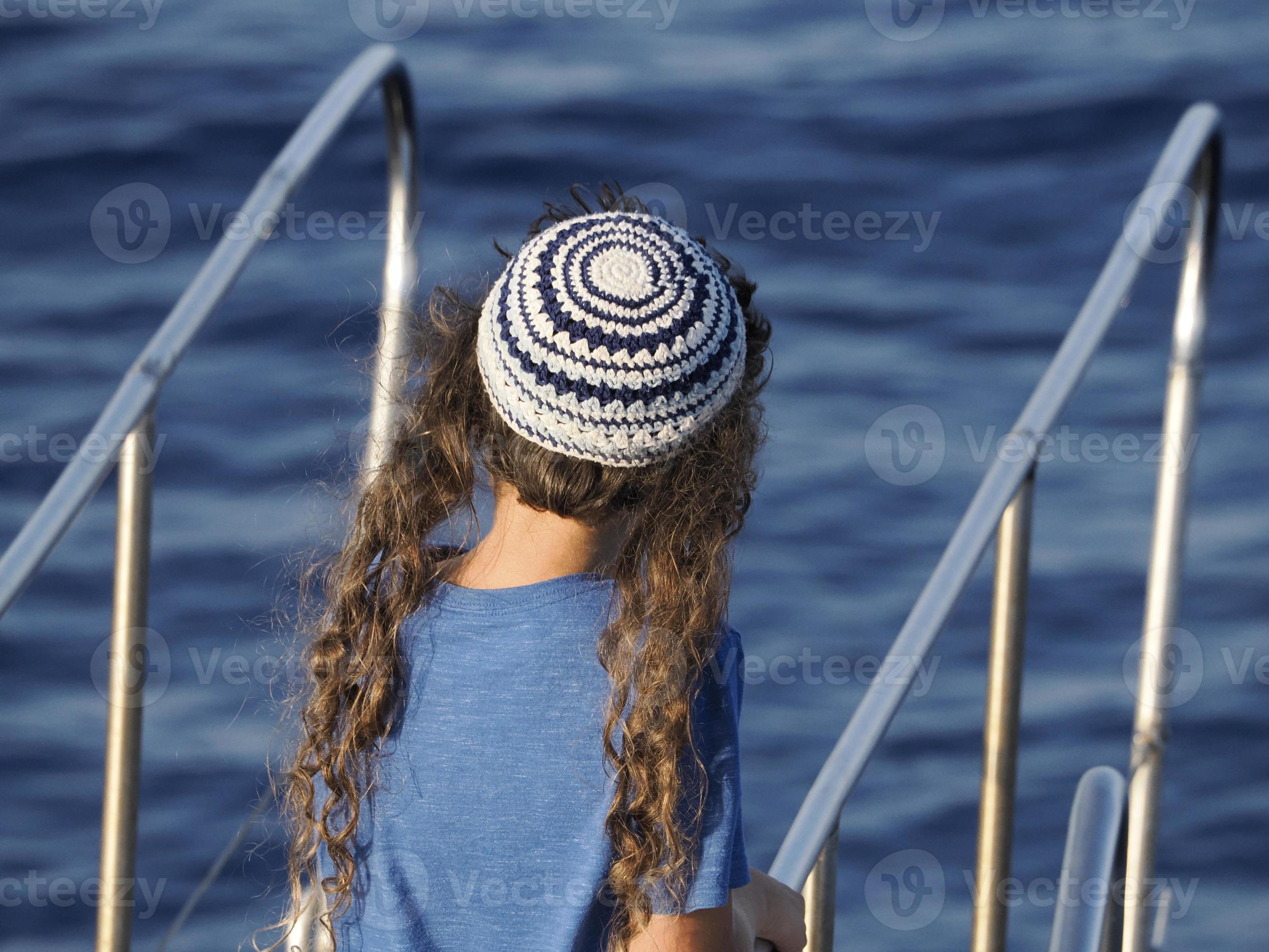 jew kid payot long hair detail 18750902 Stock Photo at Vecteezy