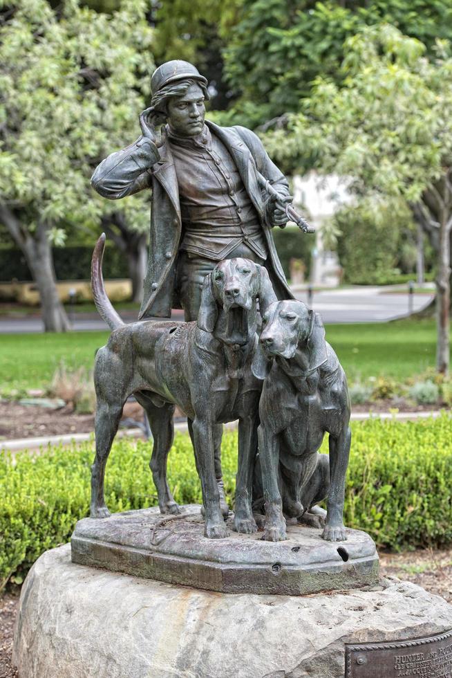 HUNTER and HOUNDS STATUE at beverly hills garden photo