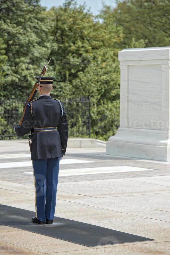 honor guard arlington cemetery graveyard photo