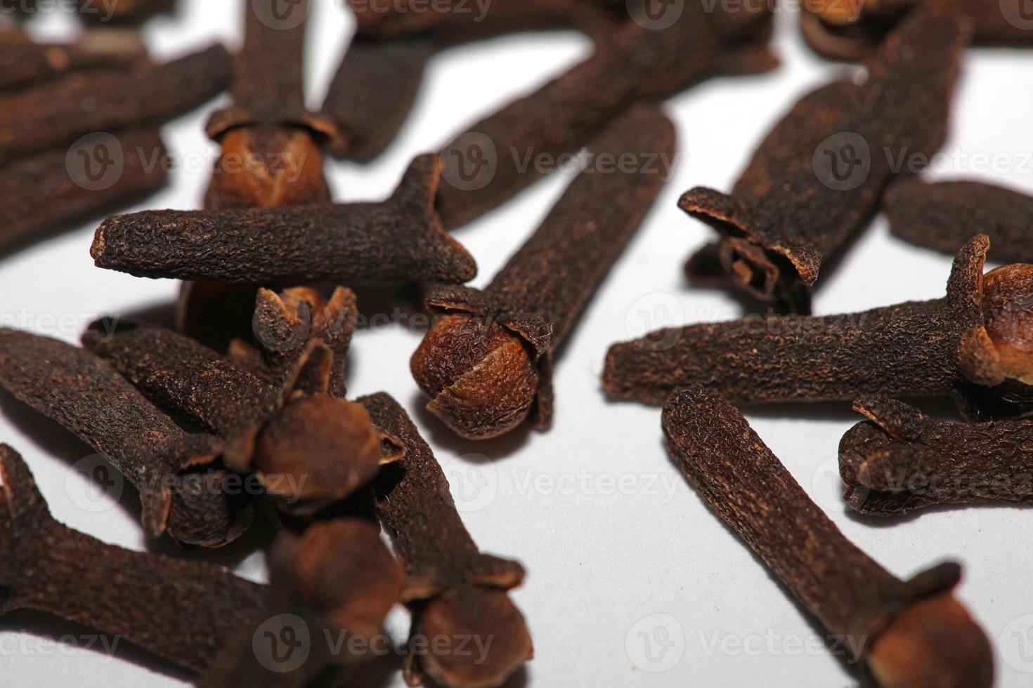 Aromatic flower fruits syzygium aromaticum family myrtaceae close up background botanical high quality big size prints photo