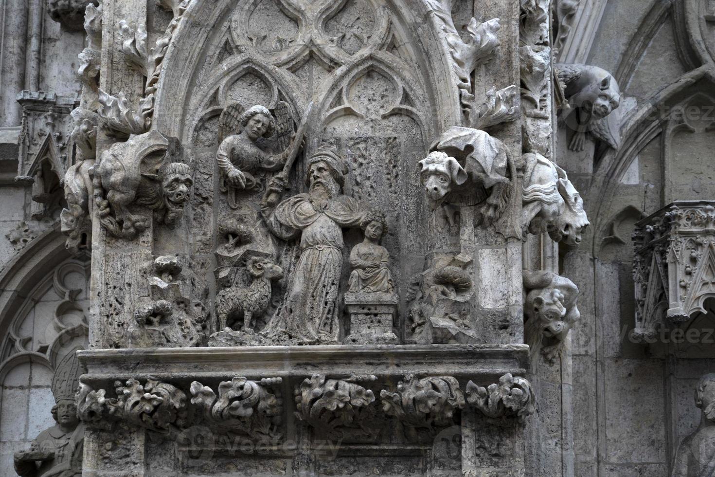 detalle de la catedral de la cúpula de regensburg en alemania sitio de la unesco foto