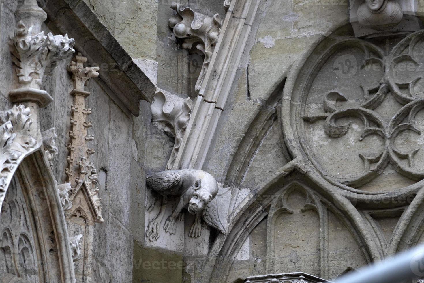 detalle de la catedral de la cúpula de regensburg en alemania sitio de la unesco foto