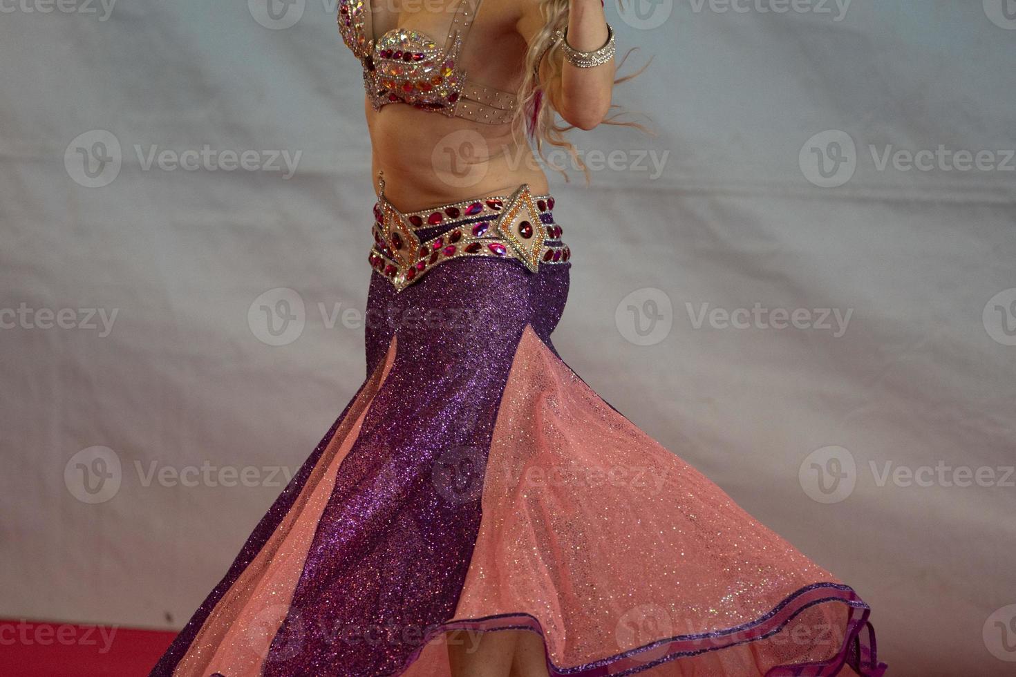 Oriental belly dancer beutiful move photo