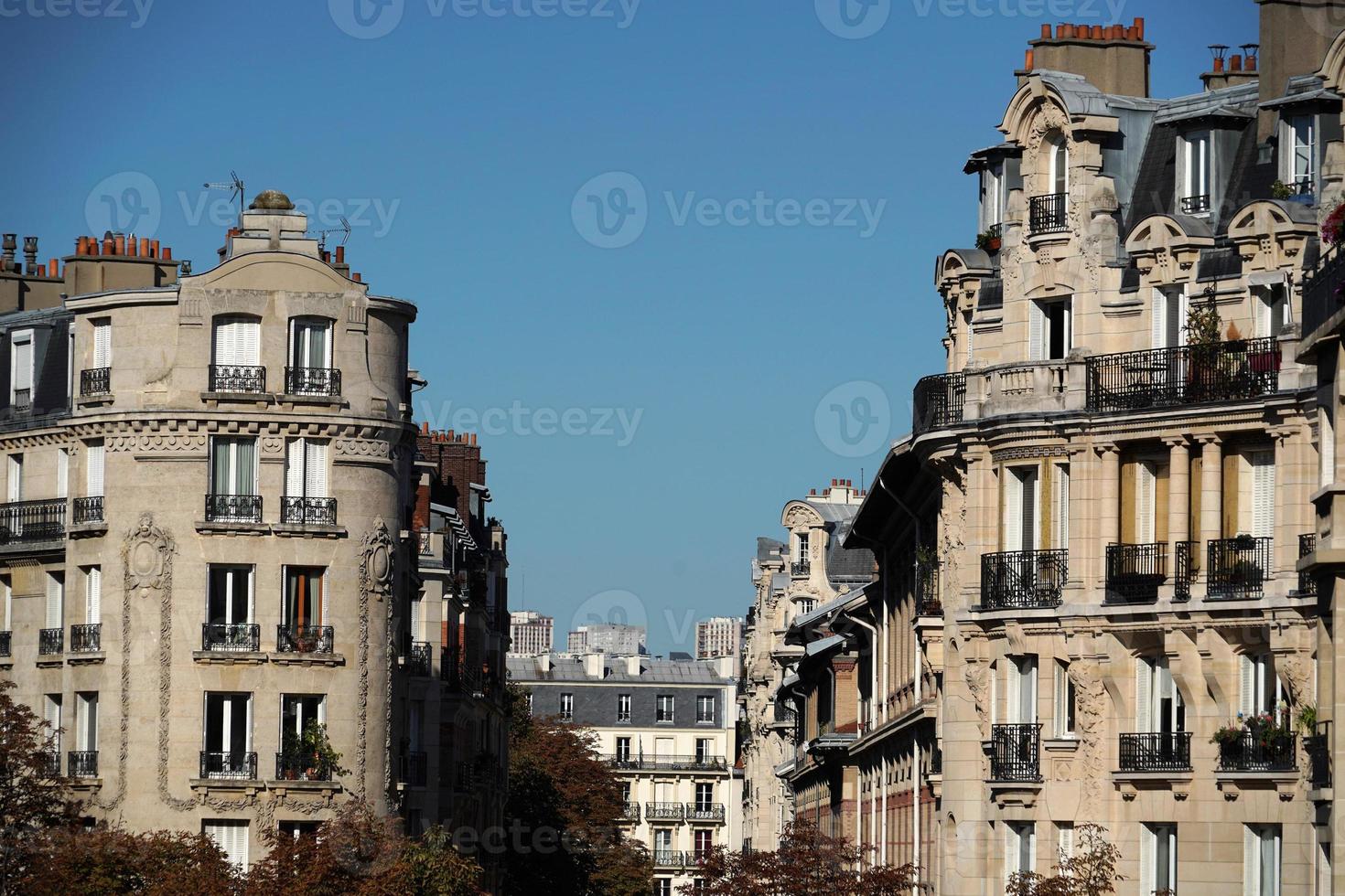 París techos chimenea y edificio cityview foto