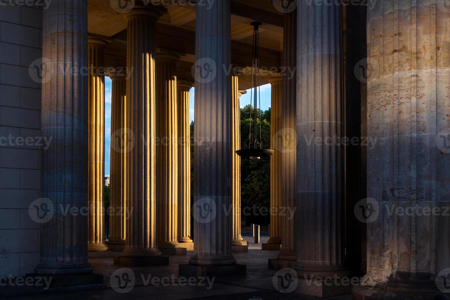 Puerta de Brandenburgo en Berlín foto