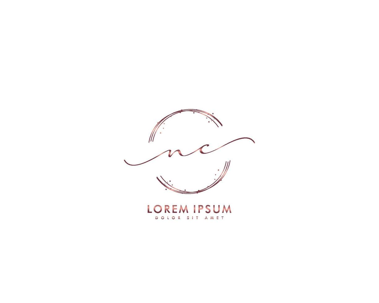 letra inicial nc logotipo femenino monograma de belleza y elegante diseño de logotipo, logotipo de escritura a mano de firma inicial, boda, moda, floral y botánica con plantilla creativa vector