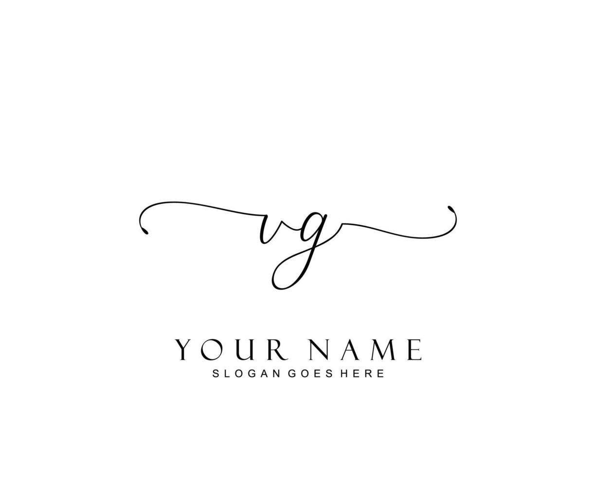 monograma de belleza vg inicial y diseño de logotipo elegante, logotipo de escritura a mano de firma inicial, boda, moda, floral y botánica con plantilla creativa. vector