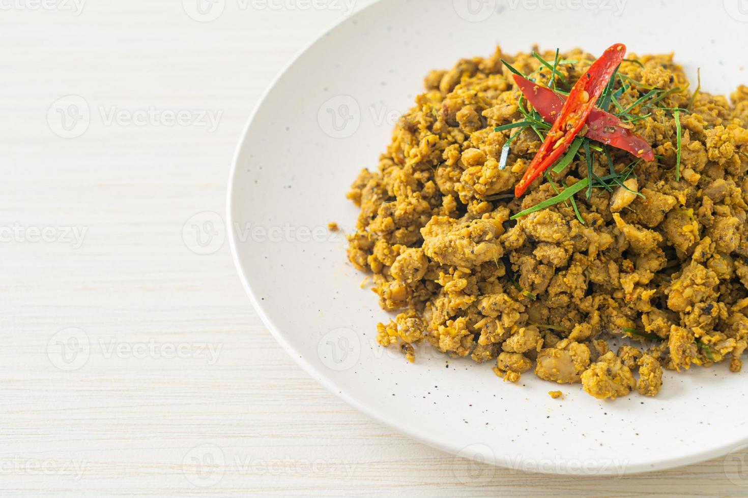 Stir Fried Pork with Yellow Curry Paste photo