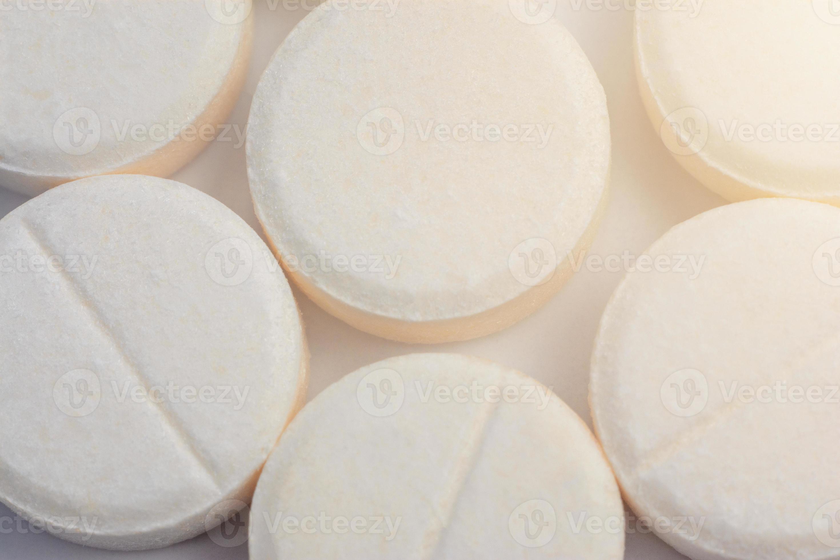 White Pill With M - z5ws8d6
