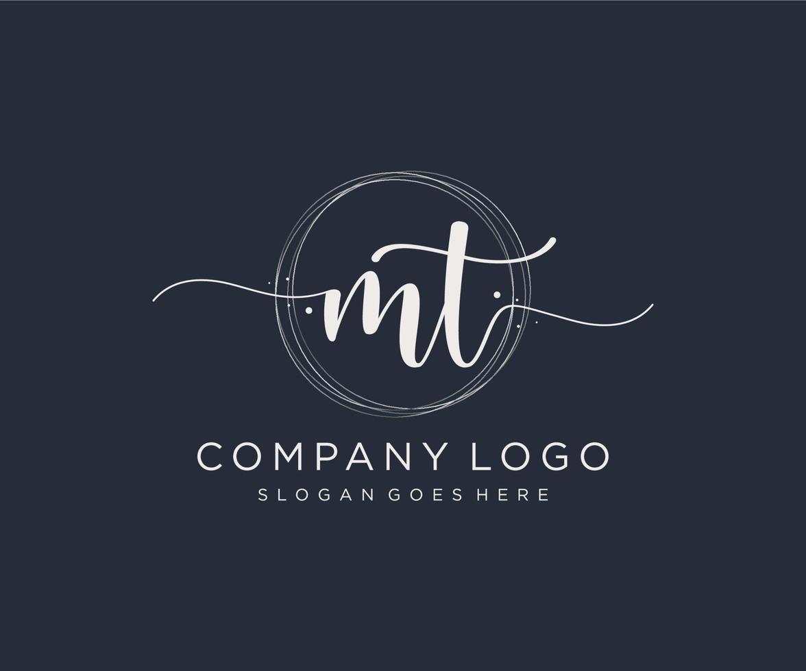 Initial MT feminine logo. Usable for Nature, Salon, Spa, Cosmetic and Beauty Logos. Flat Vector Logo Design Template Element.