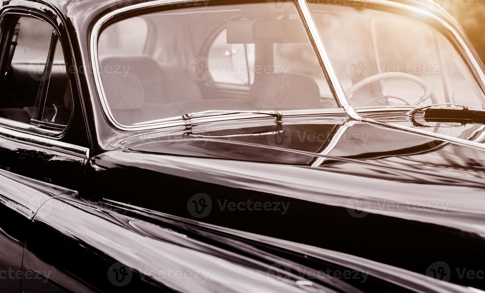 coche antiguo en la ciudad foto