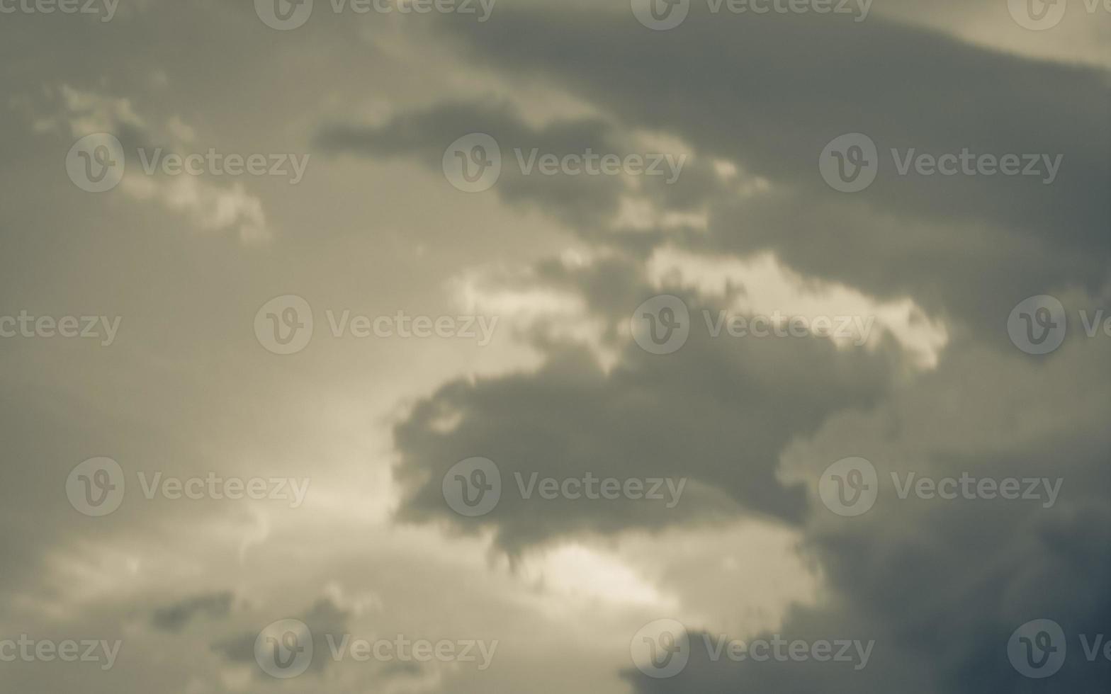 cielo de puesta de sol abstracto y textura de nubes en croacia. foto