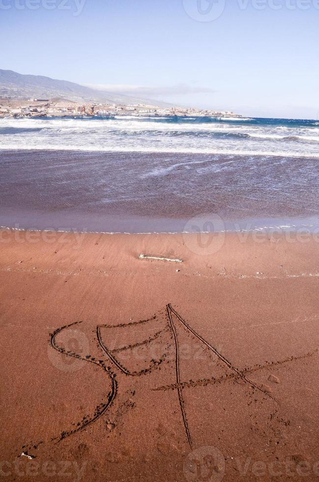 el océano atlántico en las islas canarias foto