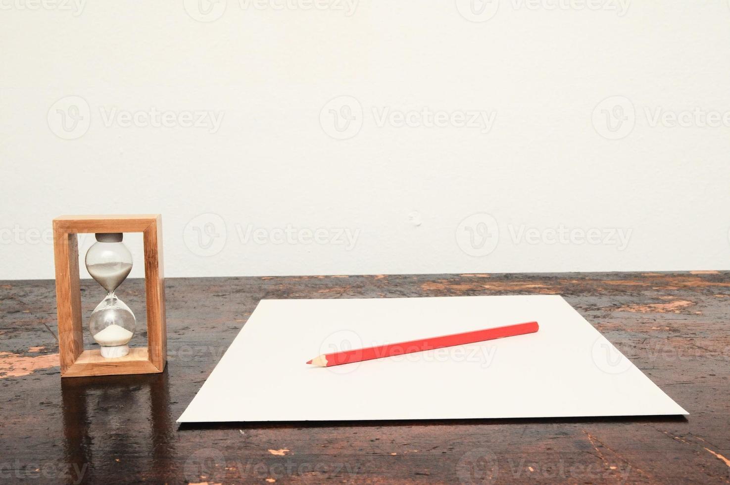 Pen and paper photo