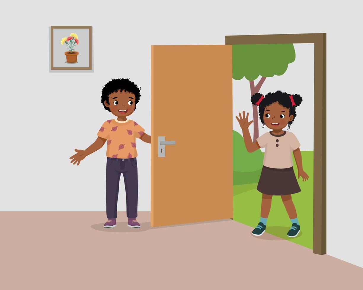 lindo niño africano abre la puerta para que una amiga le dé la bienvenida a un invitado vector