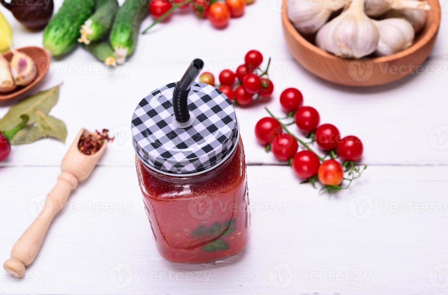 Freshly squeezed tomato juice i 18953664 Stock Photo at Vecteezy