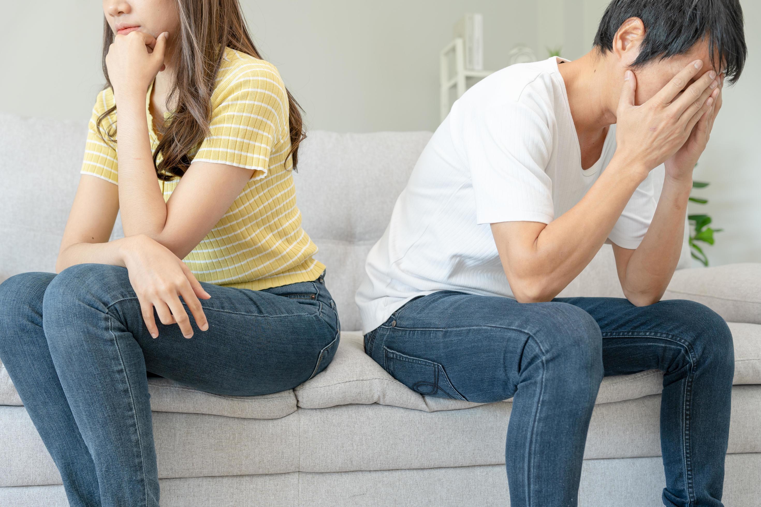 Divorce Asian Couples Are Desperate And Disappointed After Marriage Husband And Wife Are Sad