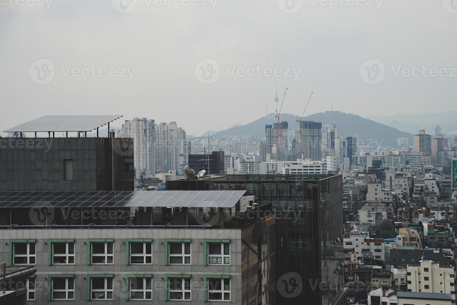 paisaje de apartamentos en seúl, corea foto