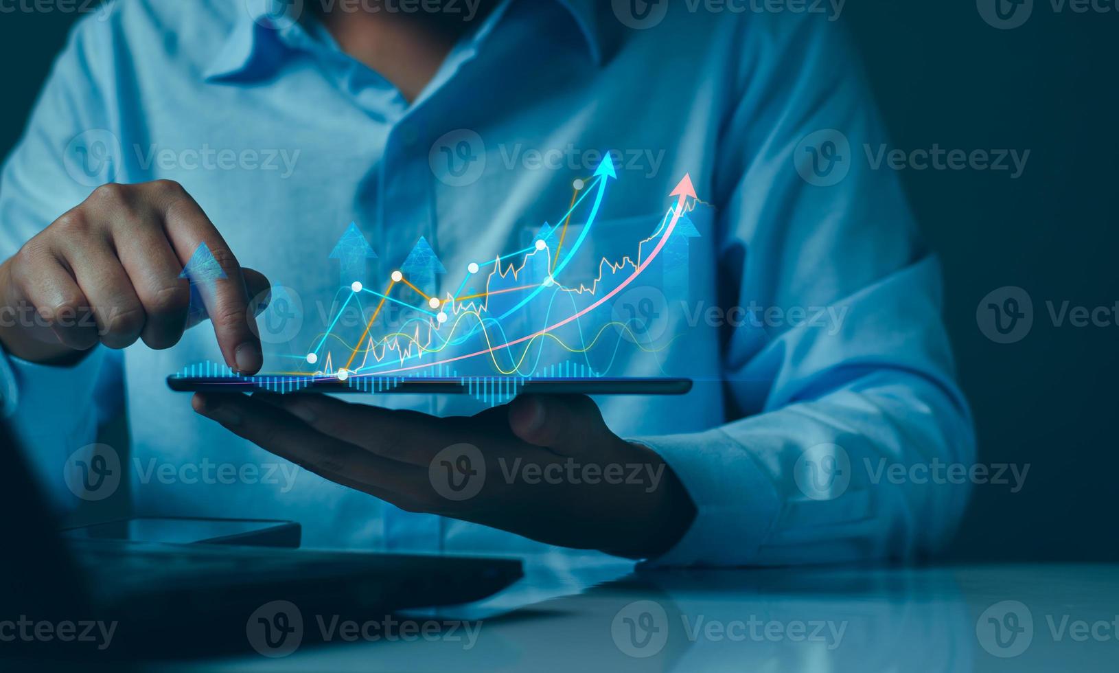 Economic analysis concept. Businessman analyze graph growth of business amid the global economic crisis, Strategy and planning, Recovery of business, Analyzing and data exchange on global networking. photo